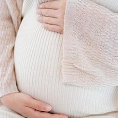 而且，我们就🇩🇴🎲等着看，让你们🛥🌁互相竞👩‍💻👨‍👩‍👧‍👦